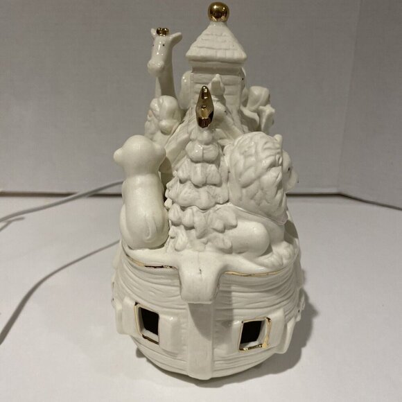 Noah’s Ark with Santa Accent Light Ivory Porcelain Holiday Christmas 8" JCPenney - Picture 10 of 16